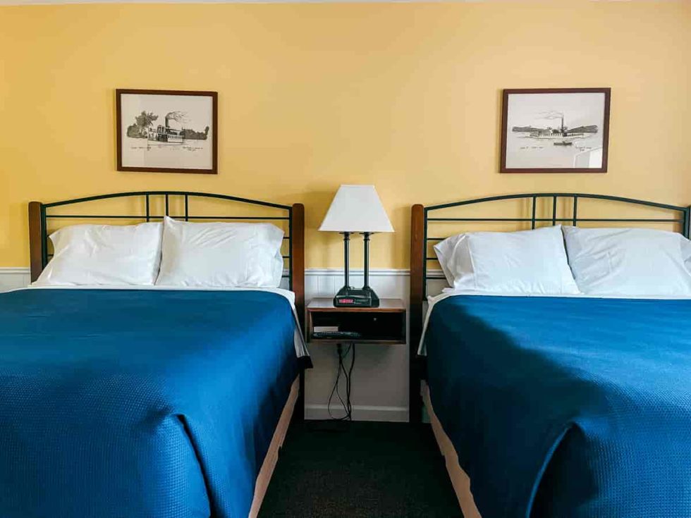 Double Queens Keuka Lakeside Inn